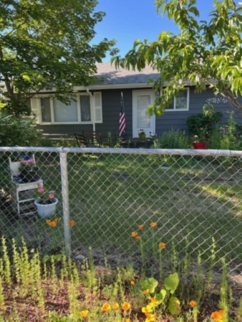 1504 South University Road Spokane Valley, WA 99206 - Photo 7 of 35