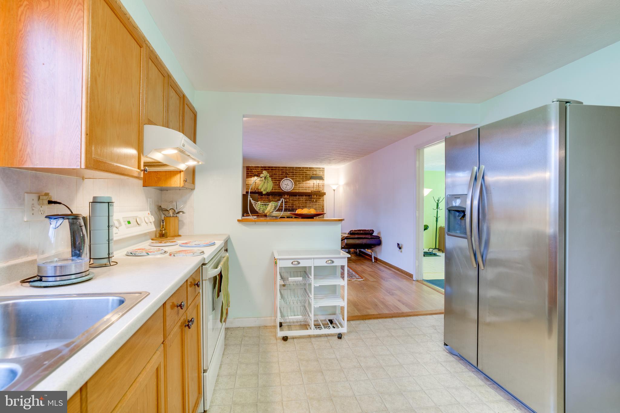 2851 Edgelea Road Vienna, VA 22181 - Photo 15 of 70