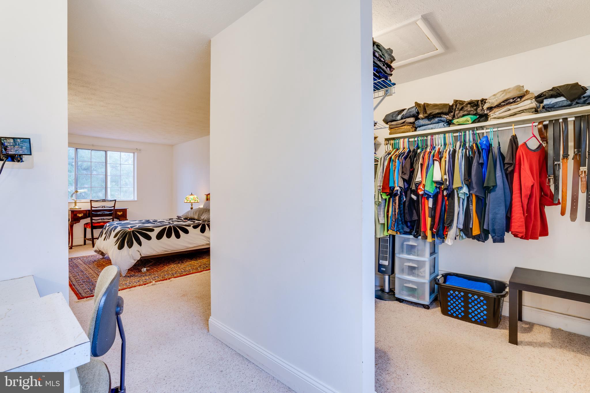 2851 Edgelea Road Vienna, VA 22181 - Photo 33 of 70