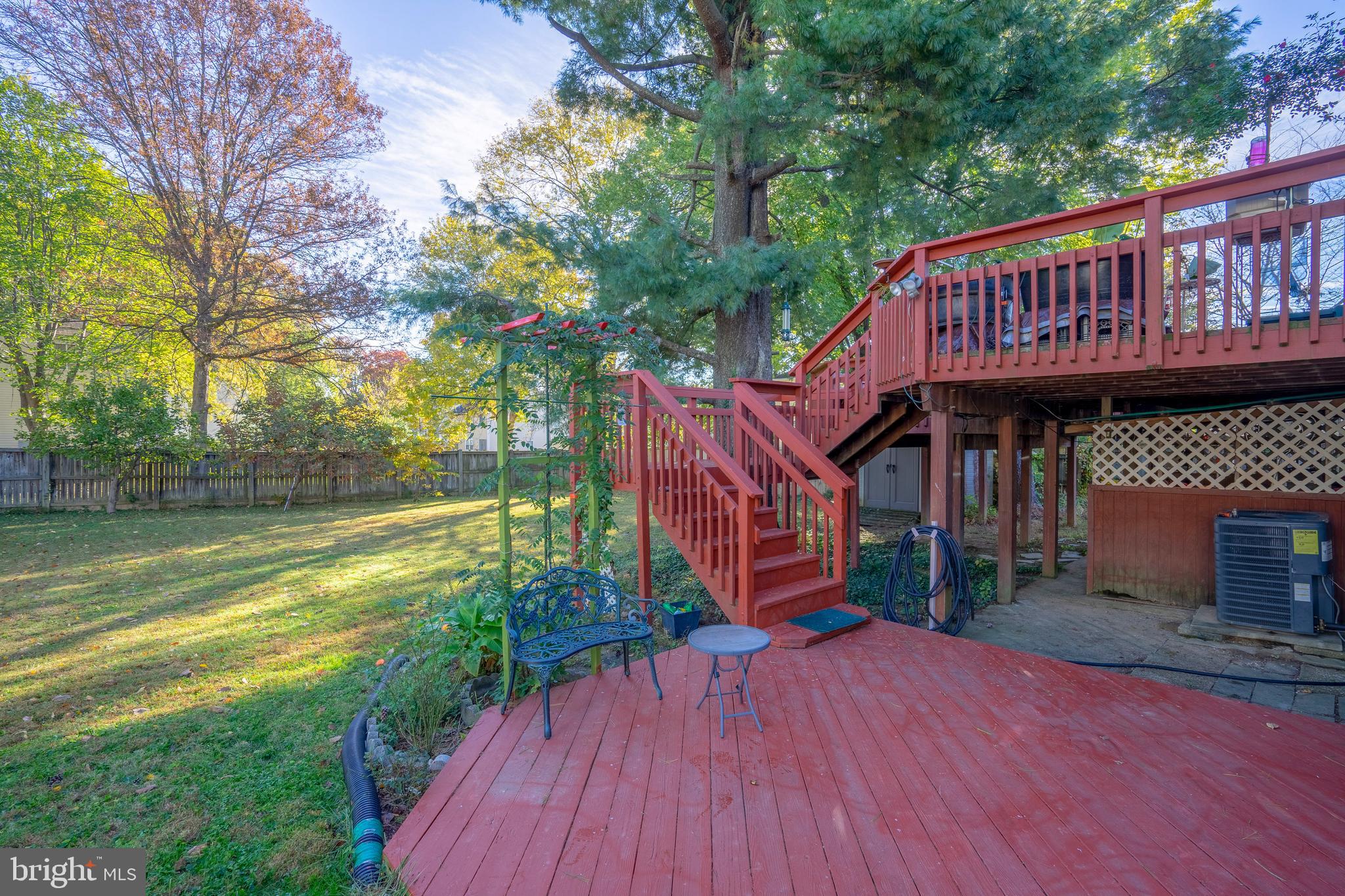 2851 Edgelea Road Vienna, VA 22181 - Photo 68 of 70