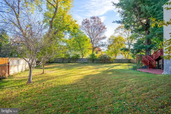 $890,000 | 2851 Edgelea Road, Vienna, VA 22181