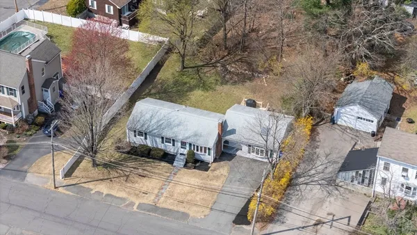 $550,000 | 7 Walsh Road, Holbrook, MA 02343