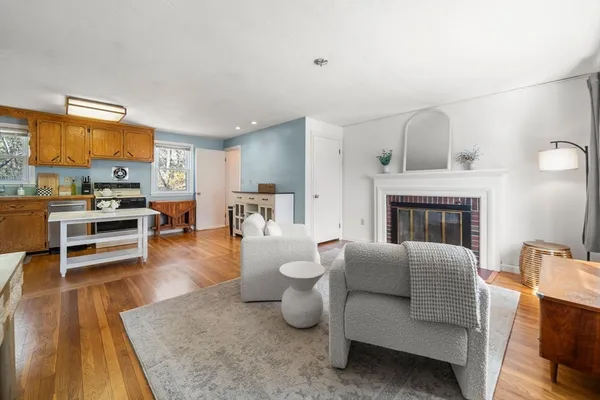 $550,000 | 7 Walsh Road, Holbrook, MA 02343