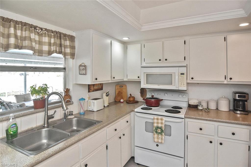 19006 Flamingo Road Fort Myers, FL 33967 - Photo 13 of 46