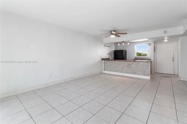 $360,000 | 1245 West Avenue, Unit 502, Miami Beach, FL 33139