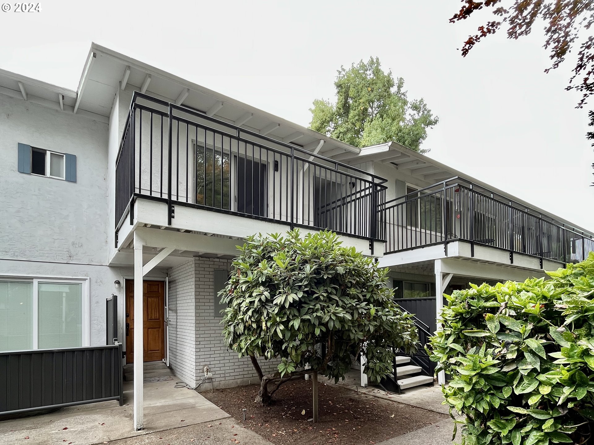 599 Coburg Road, Unit 8A Eugene, OR 97401 - Photo 1 of 24 Gallery Image 1