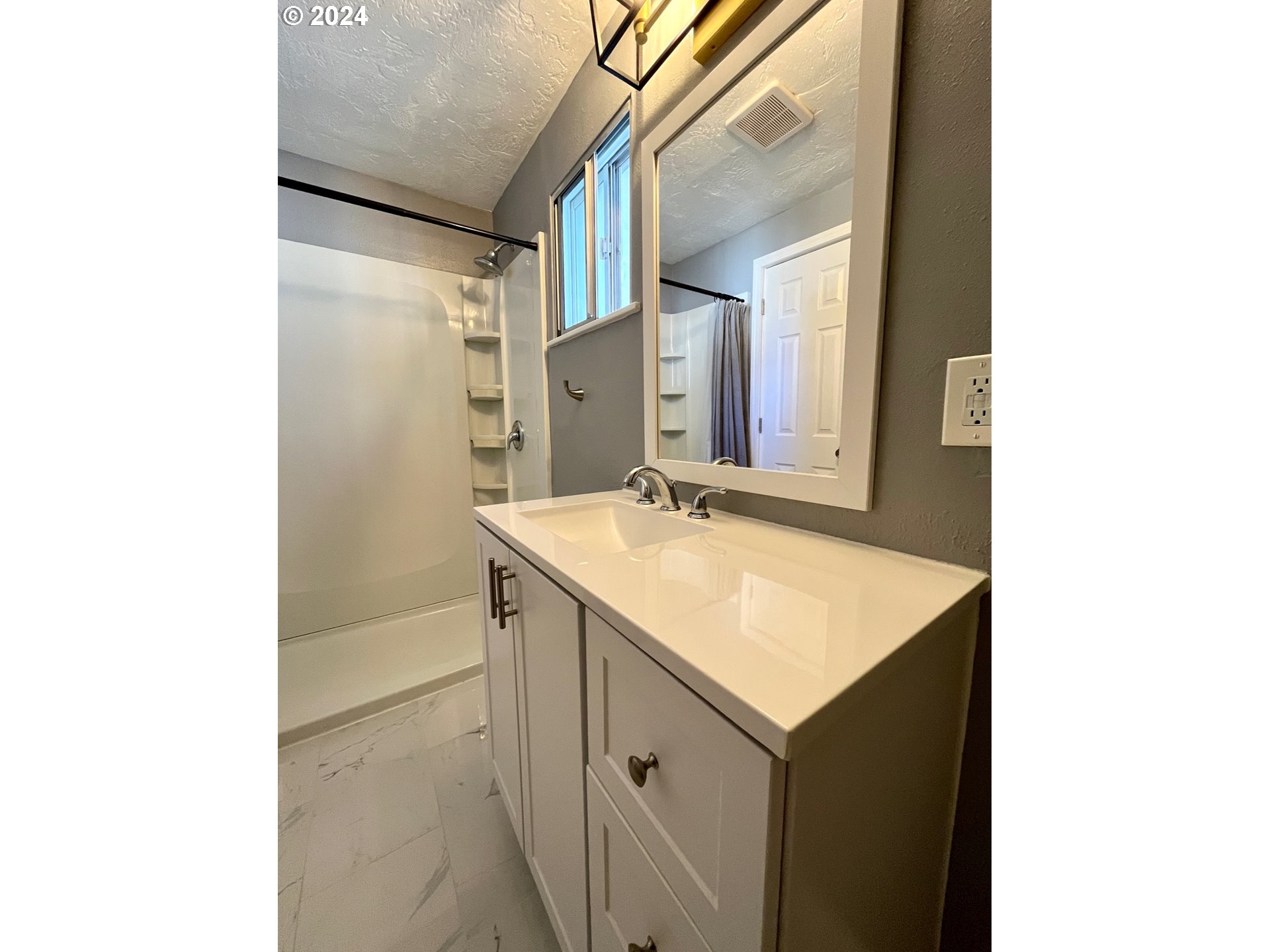 599 Coburg Road, Unit 8A Eugene, OR 97401 - Photo 11 of 24 Gallery Image 11