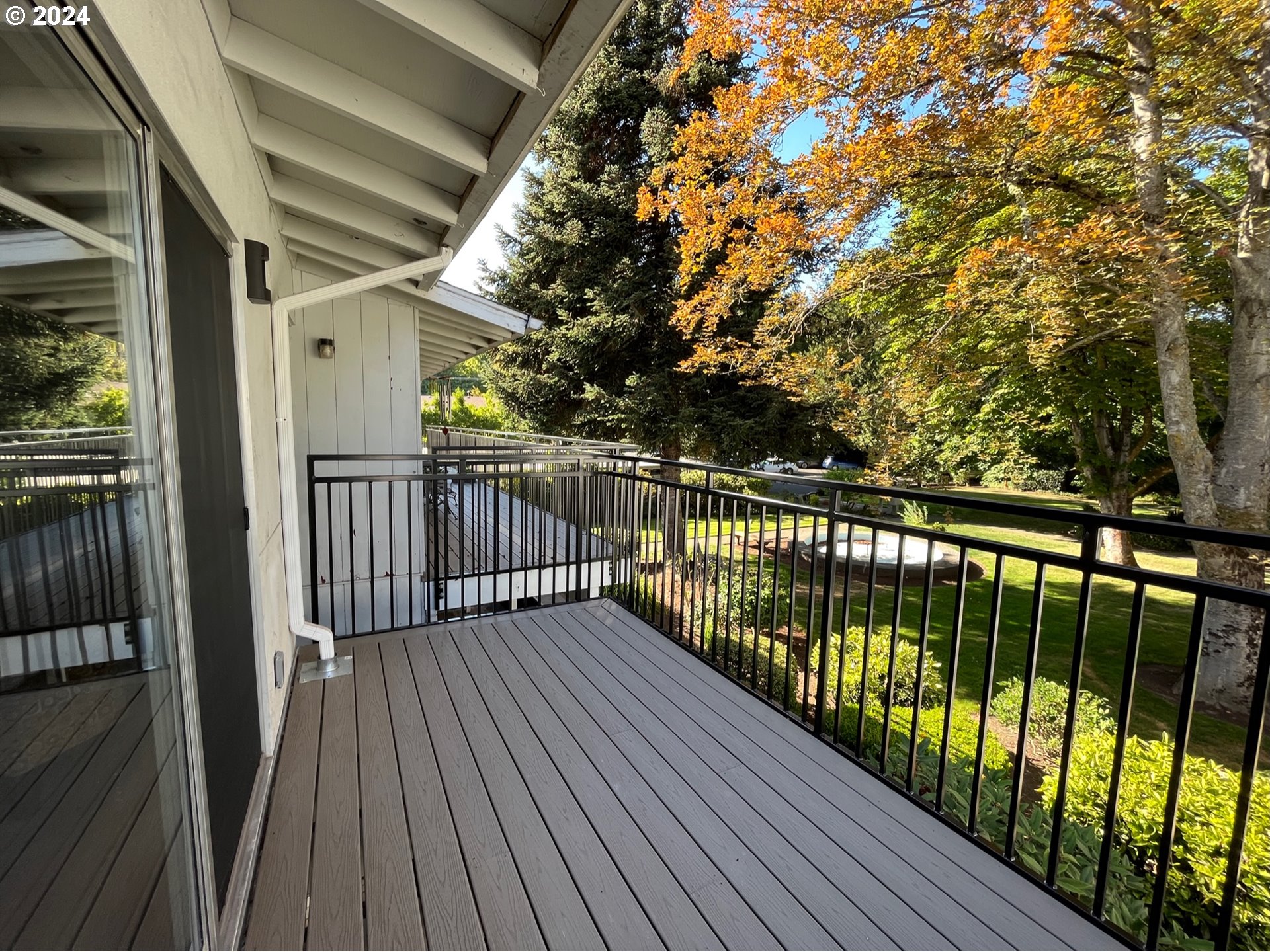 599 Coburg Road, Unit 8A Eugene, OR 97401 - Photo 19 of 24 Gallery Image 19