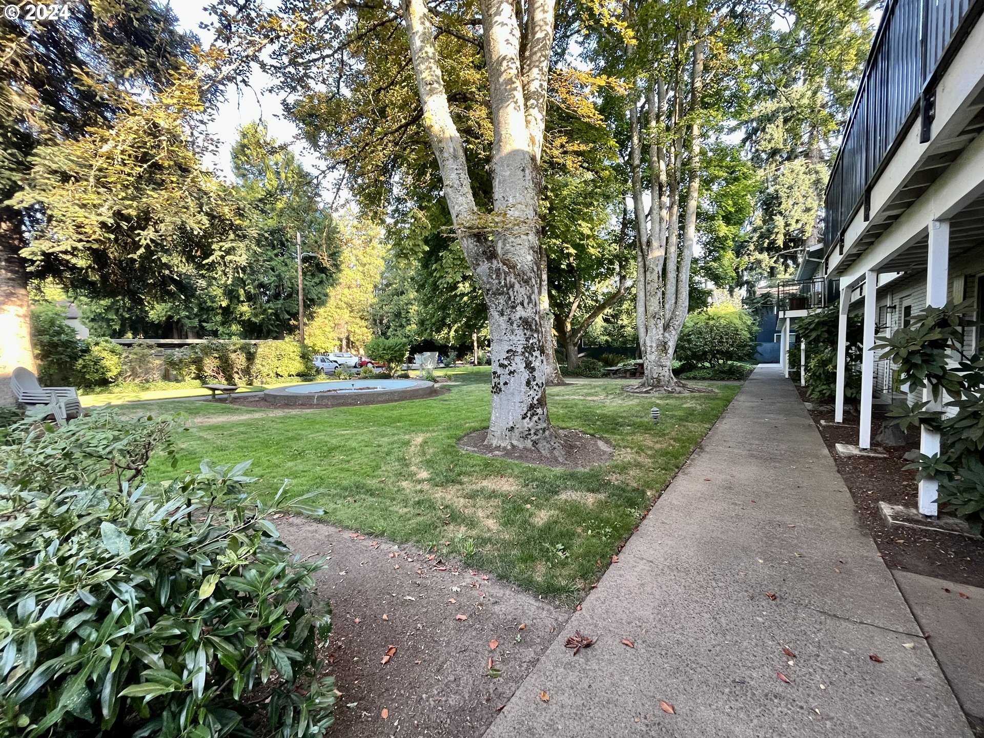 599 Coburg Road, Unit 8A Eugene, OR 97401 - Photo 22 of 24 Gallery Image 22