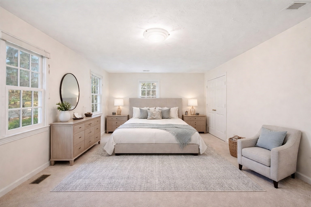 125 Hudson Road Sudbury, MA 01776 - Photo 33 of 42