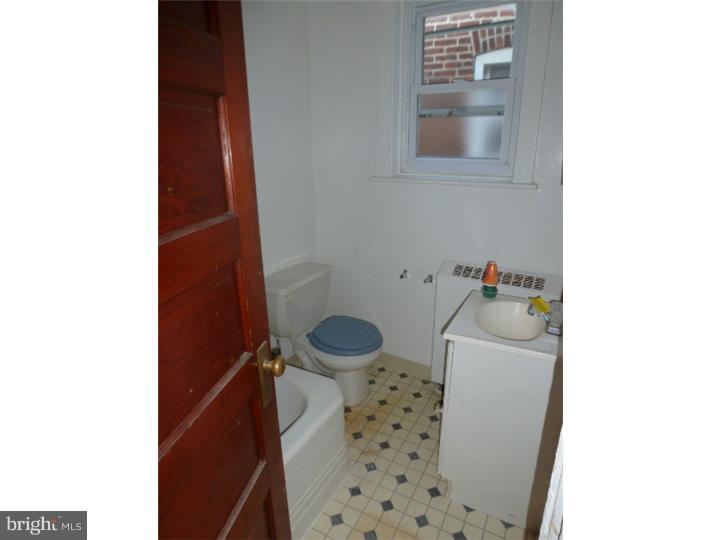 140 East 21st Street Chester, PA 19013 - Photo 6 of 12 Bathroom