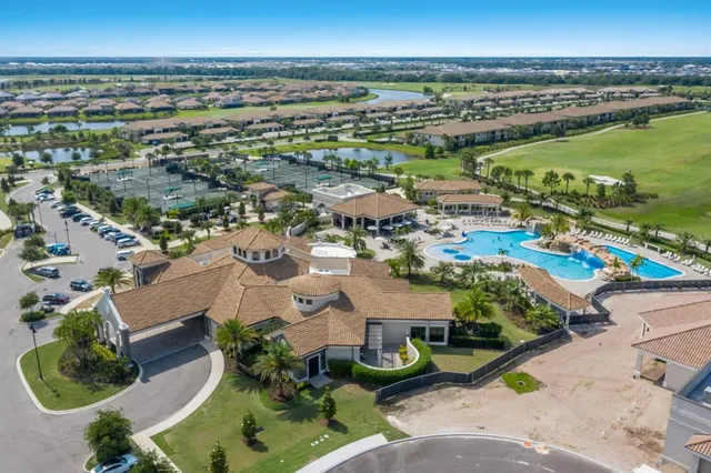 $6,000 | 18017 Gawthrop Drive, Unit 104, Bradenton, FL 34211