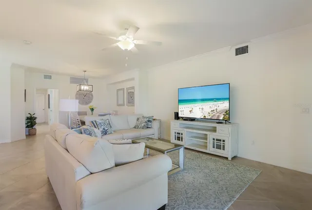 $6,000 | 18017 Gawthrop Drive, Unit 104, Bradenton, FL 34211