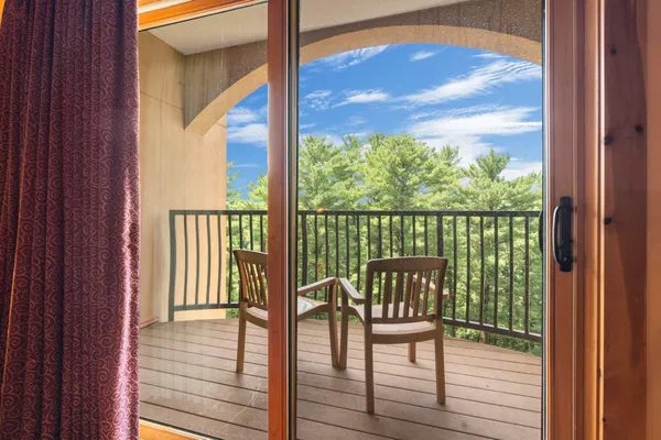 $235,000 | 2411 River, Unit 2637, Wisconsin Dells, WI 53965