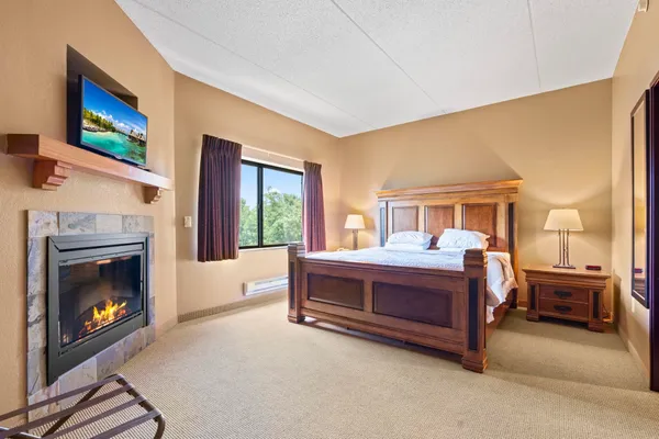 $235,000 | 2411 River, Unit 2637, Wisconsin Dells, WI 53965