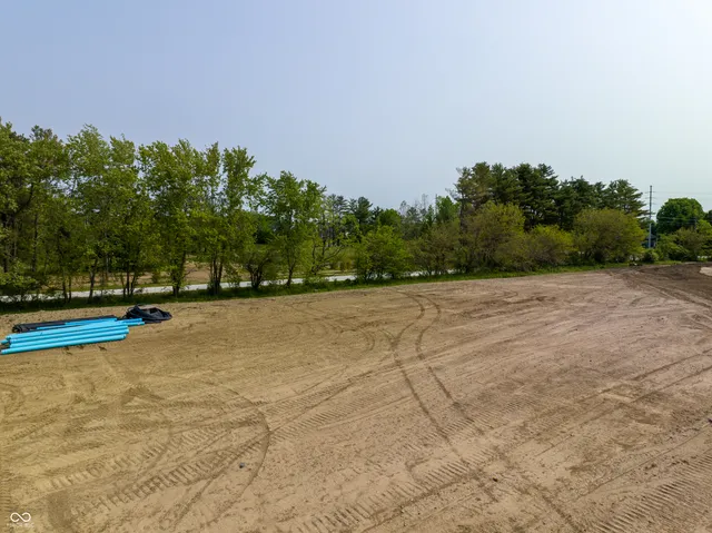 $368,000 | 10860 Dartmoor Court, Zionsville, IN 46077