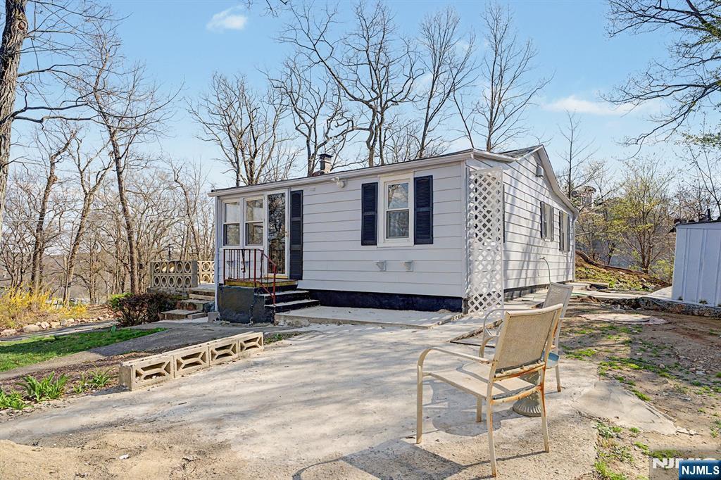 10 Berton Road Boonton, NJ 07005 - Photo 18 of 19 Gallery Image 18