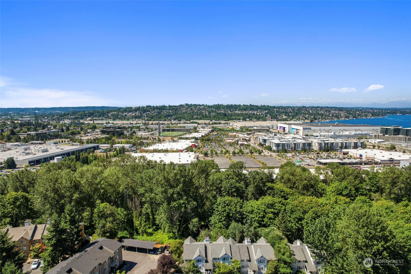 949 Aberdeen Avenue Northeast, Unit E216 Renton, WA 98056 - Photo 22 of 23 a view of a city