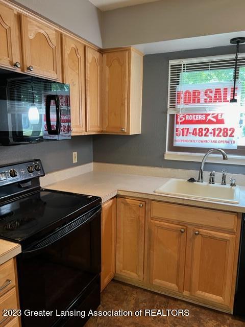 5407 Maple Road, Unit 72 Haslett, MI 48840 - Photo 9 of 12 IMG_7797