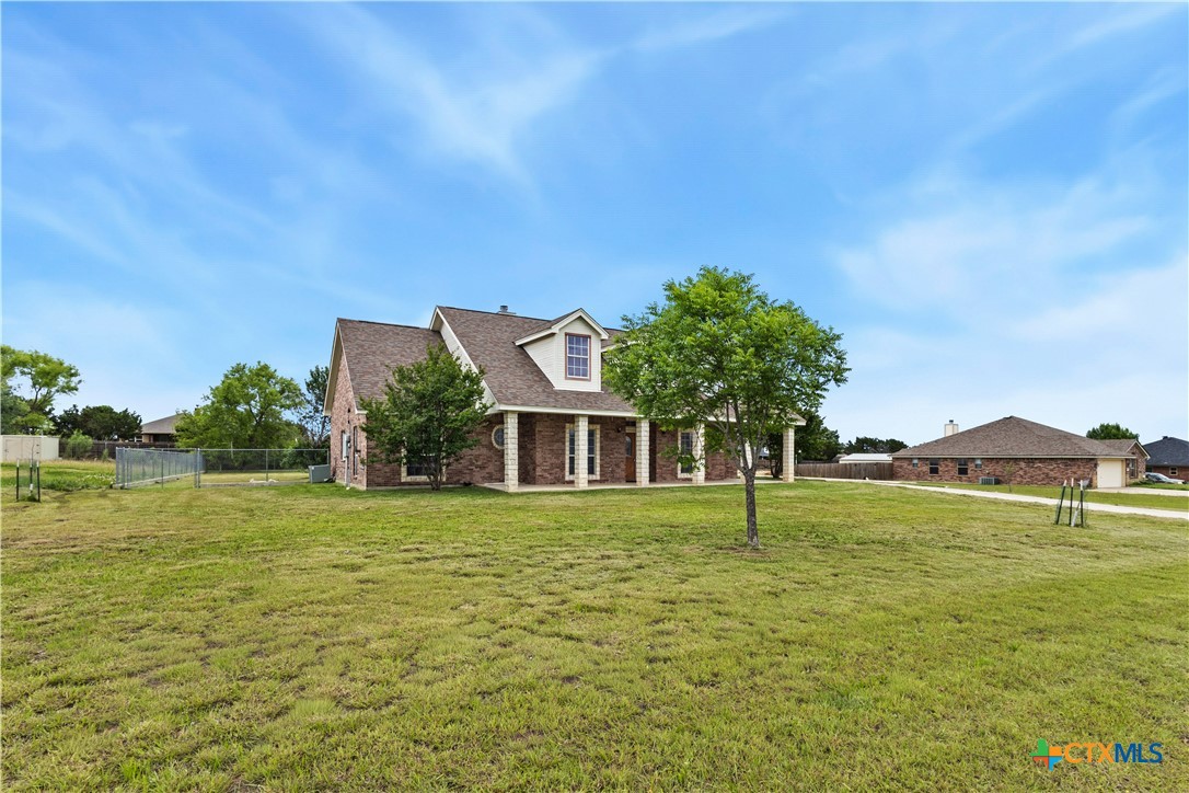 283 County Road 4710 Kempner, TX 76539 - Photo 2 of 47 a front view of a house with a yard