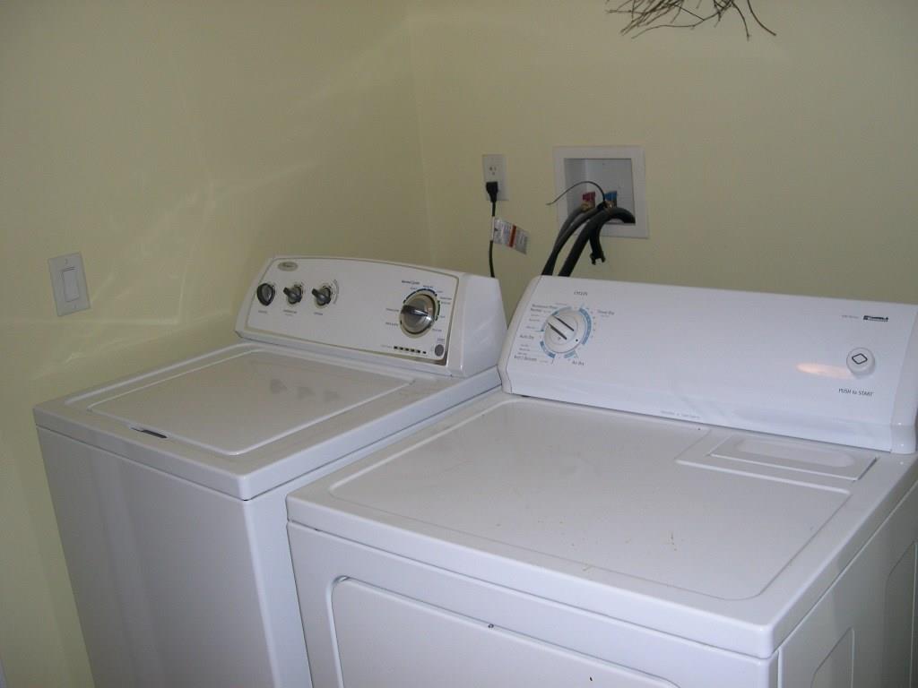 49 Pine Mountain Road Cape Neddick, ME 03902 - Photo 18 of 29 The home has a laundry room just off...