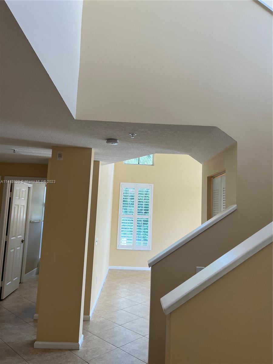 4812 Central Boulevard, Unit 20 Jupiter, FL 33458 - Photo 7 of 24 a view of an entryway