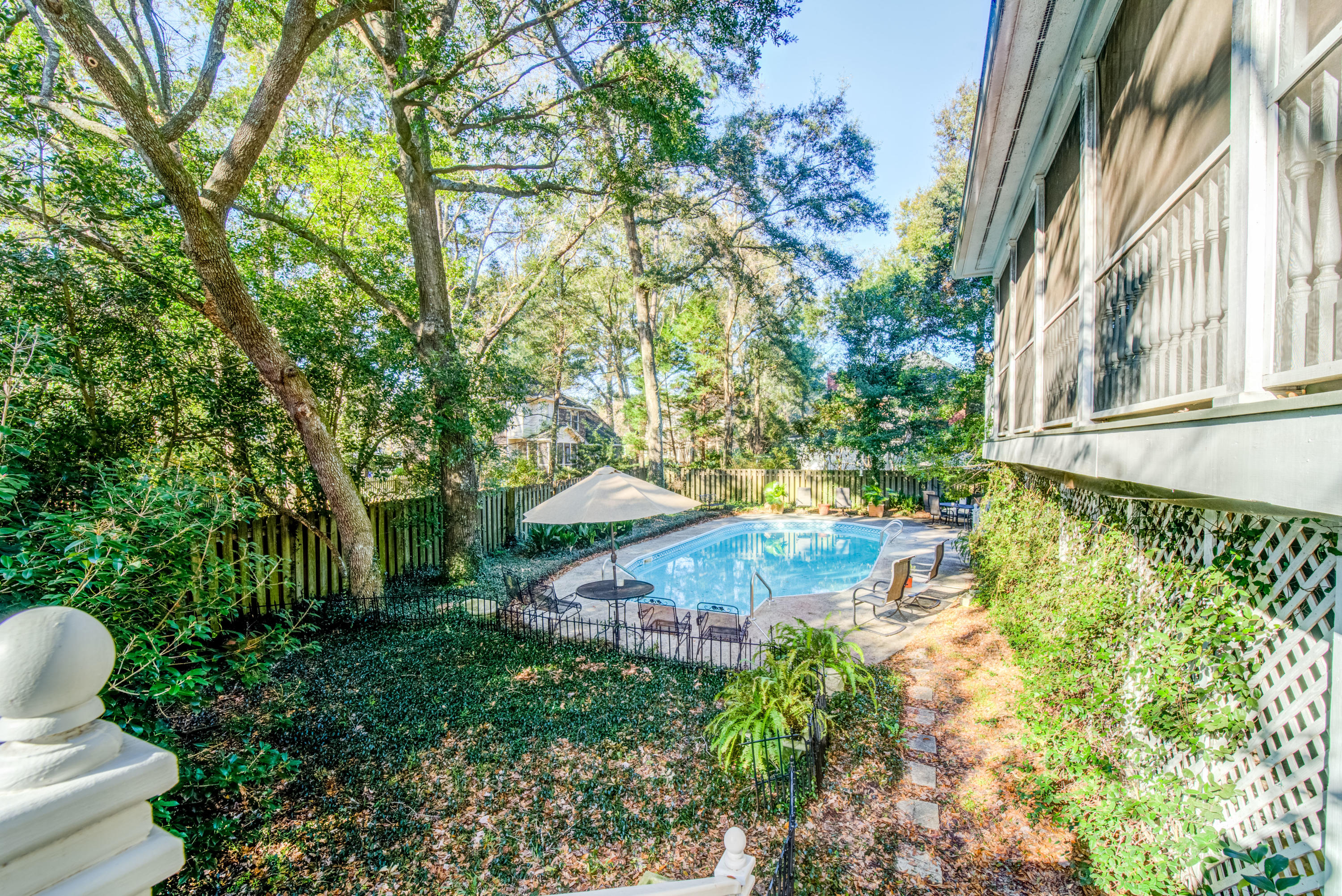 558 Planters Loop Mount Pleasant, SC 29464 - Photo 36 of 41 Backyard