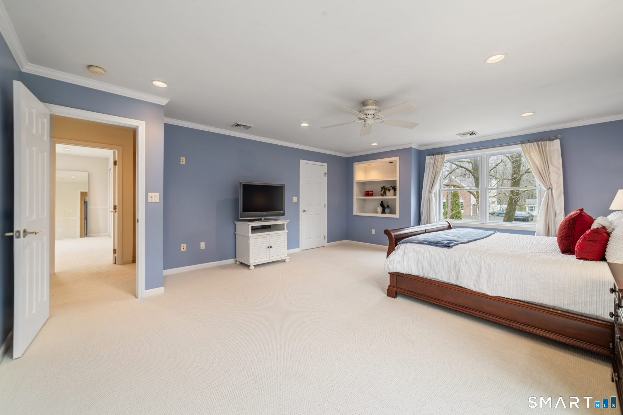 48 Willoughby Road Shelton, CT 06484 - Photo 21 of 40 Primary on 2nd floor with walk-in closet and laundry