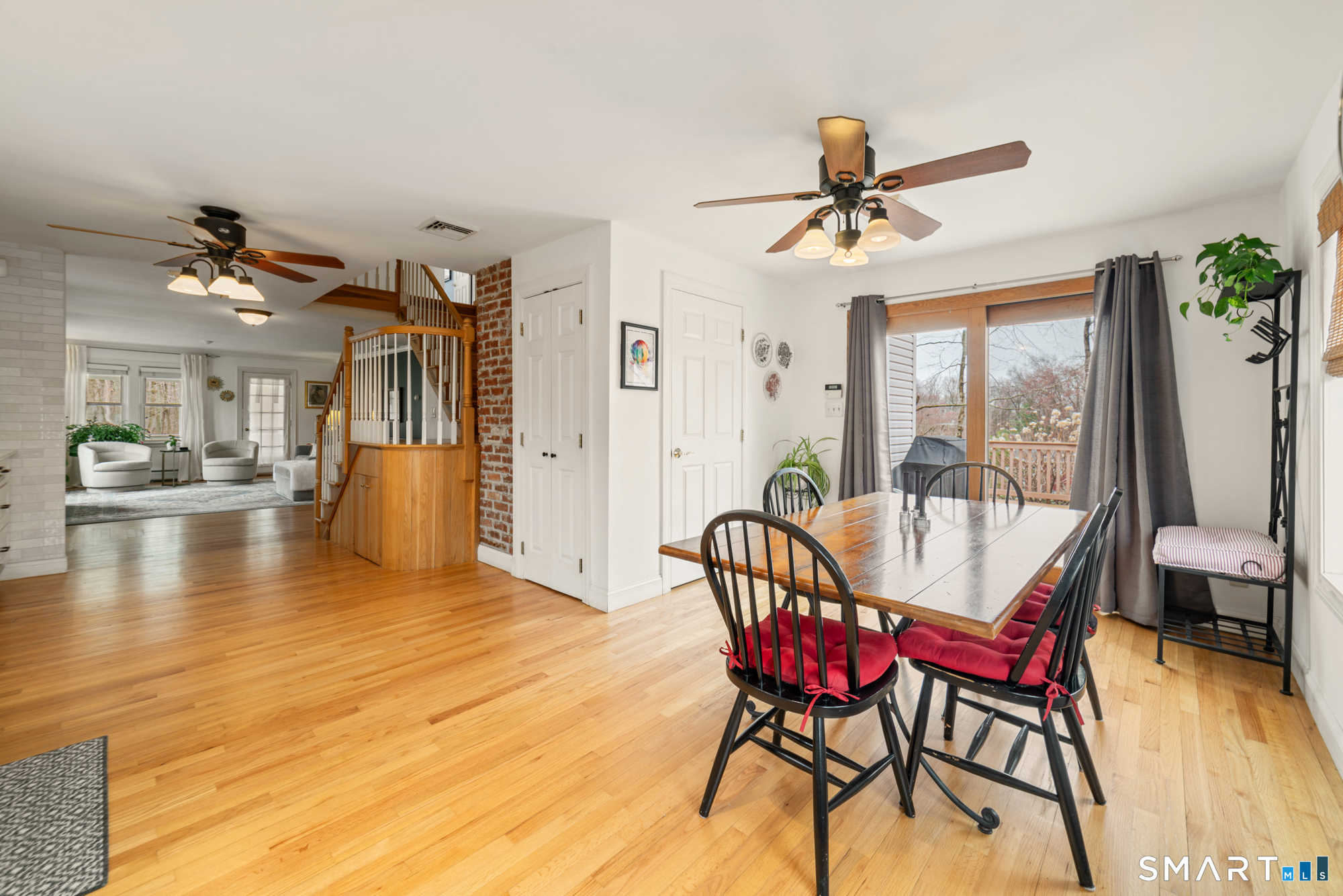 48 Willoughby Road Shelton, CT 06484 - Photo 10 of 40