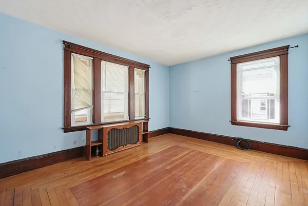 $239,900 | 22 Camp Street, Worcester, MA 01603