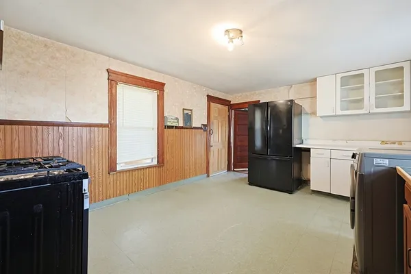 $239,900 | 22 Camp Street, Worcester, MA 01603