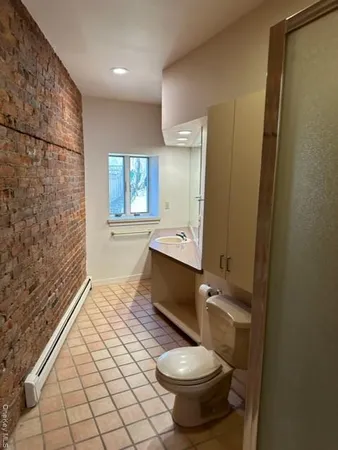 $1,725 | 528 Main Street, Beacon, NY 12508