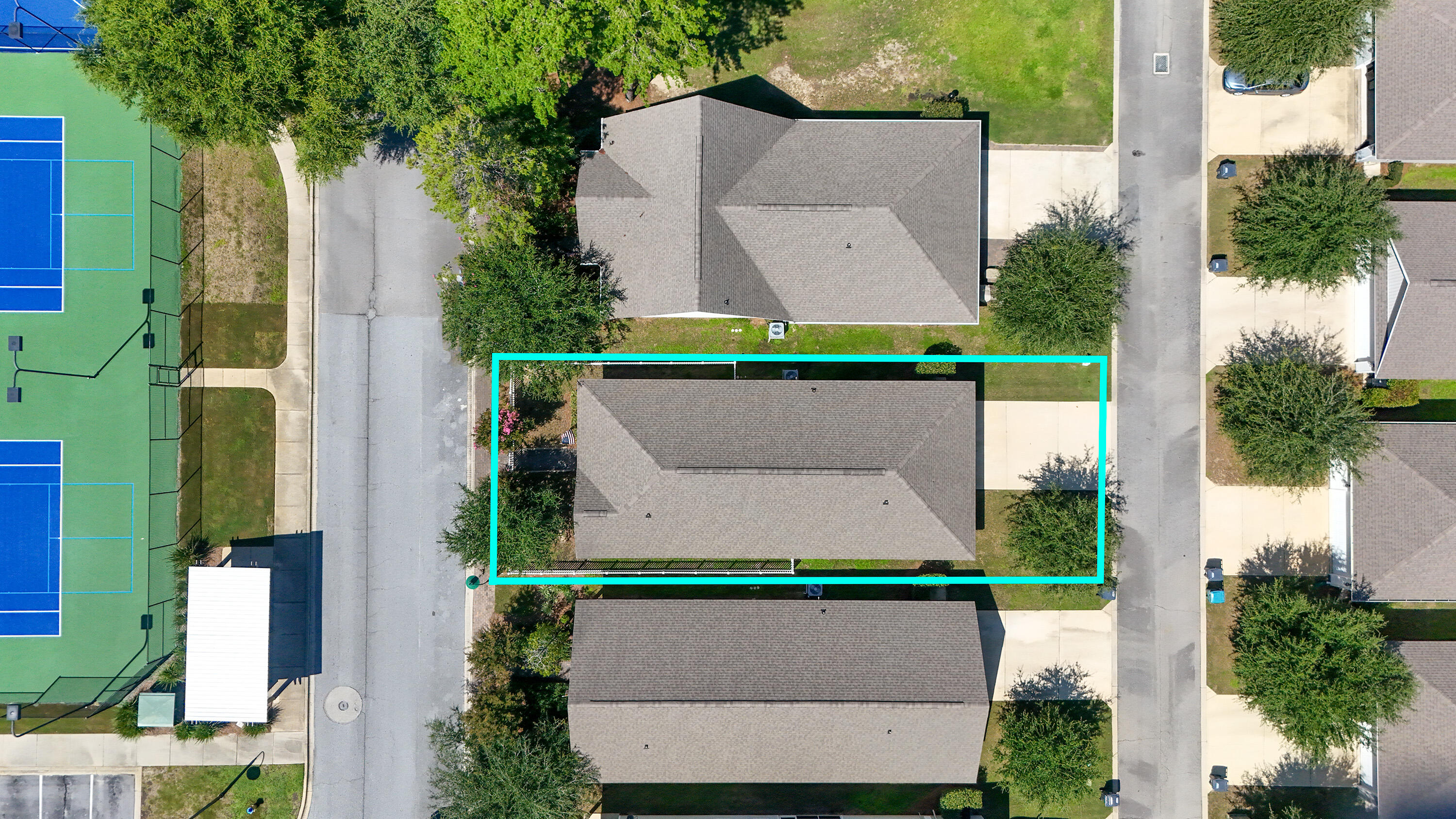 80 Sarona Street Freeport, FL 32439 - Photo 41 of 65 an aerial view of a house with a yard and a large tree