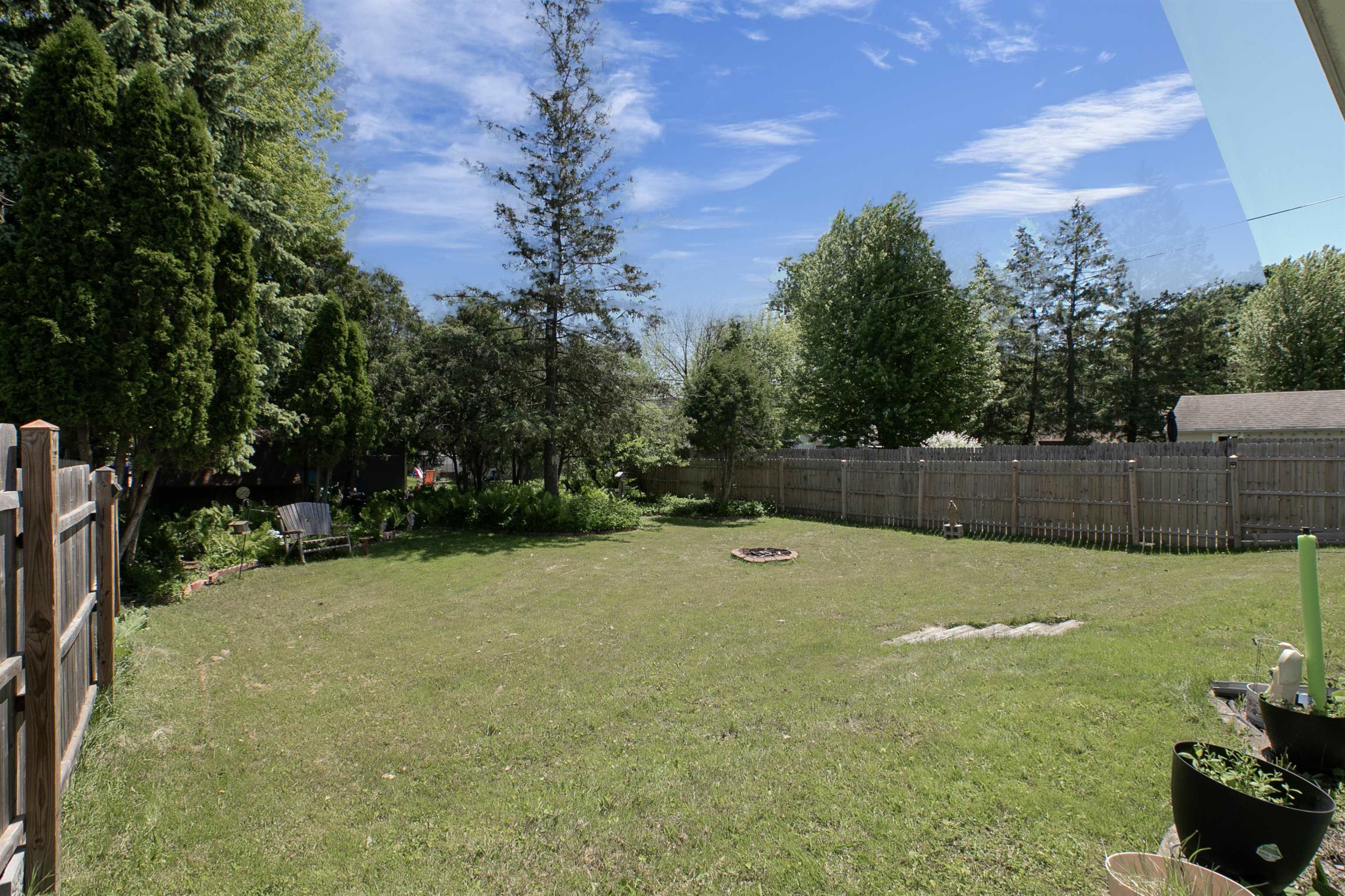 1738 North Erb Street Appleton, WI 54911 - Photo 29 of 38
