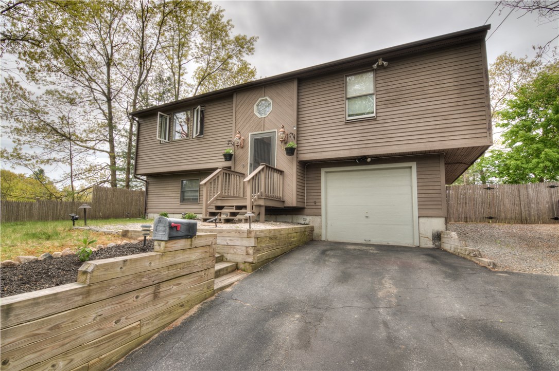 10 Ridge Avenue Coventry, RI 02816 - Photo 2 of 29 Gallery Image 2