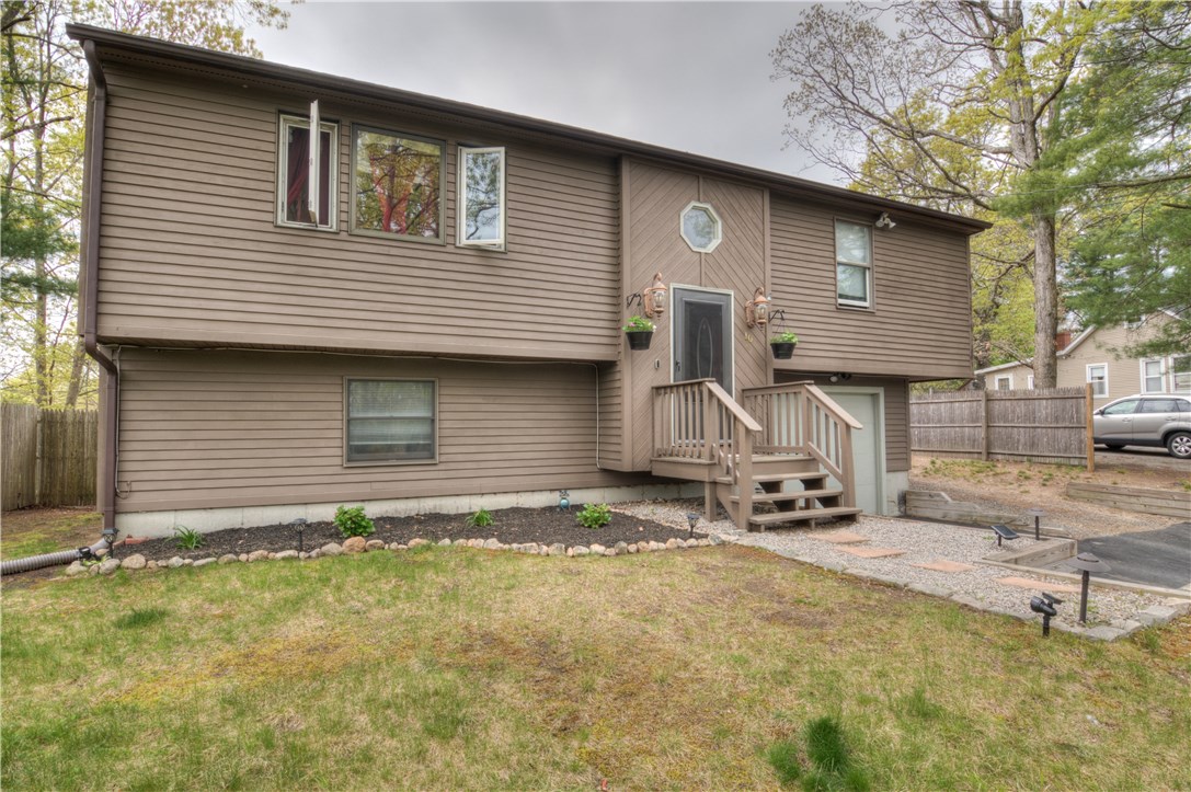 10 Ridge Avenue Coventry, RI 02816 - Photo 5 of 29 Gallery Image 5