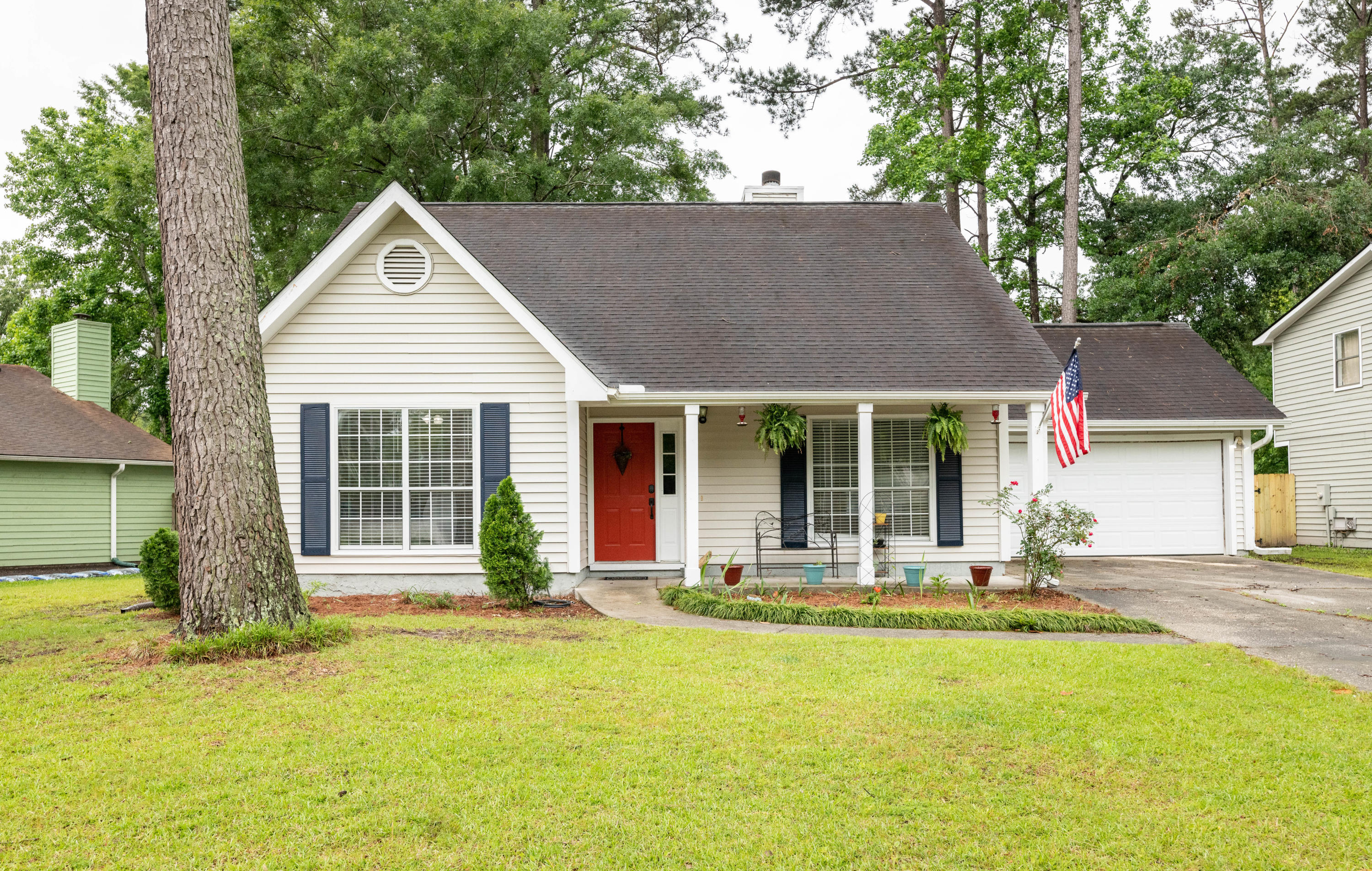 8395 Longridge Road Charleston, SC 29418 - Photo 1 of 16 DSC_4163
