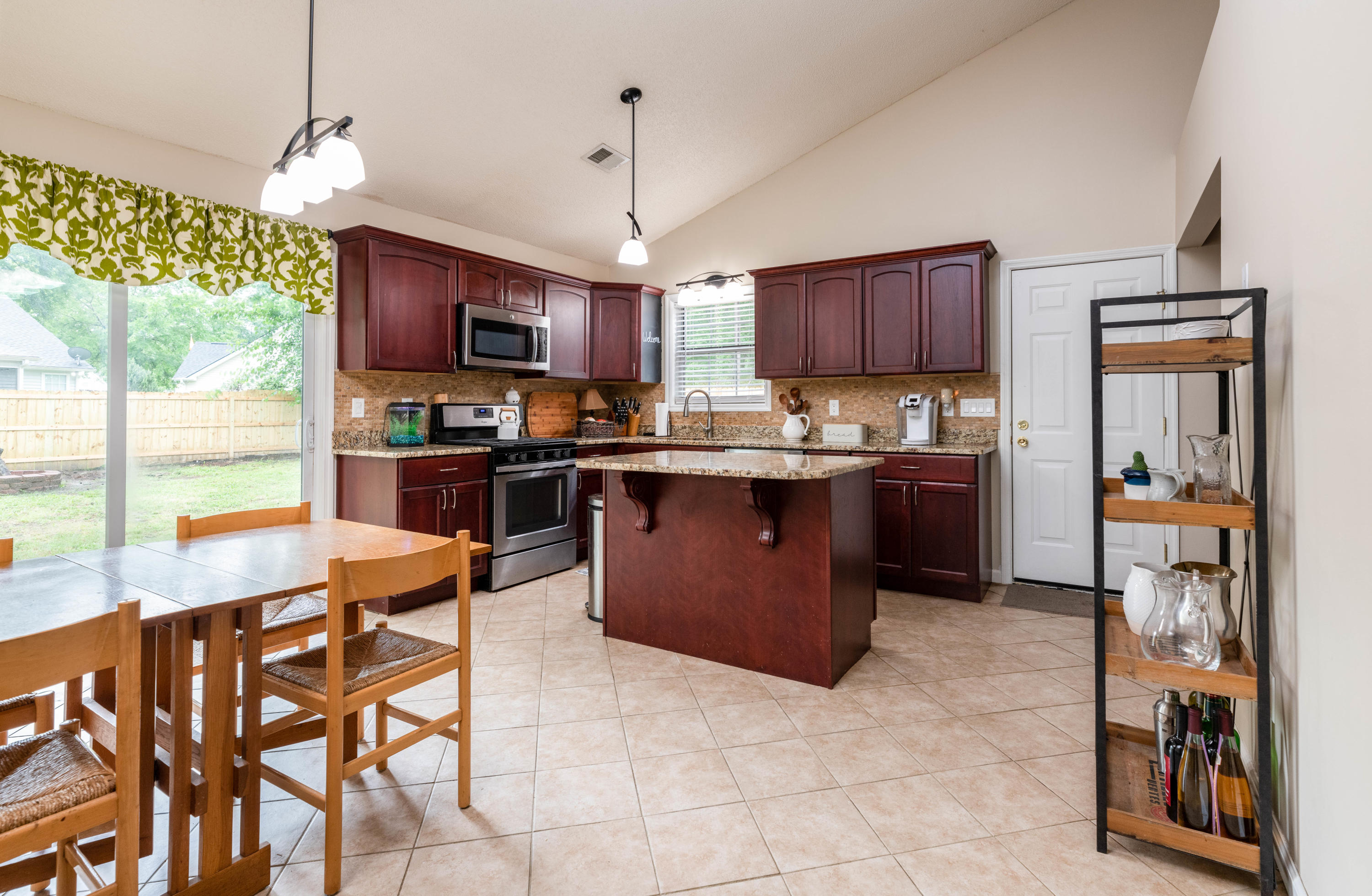 8395 Longridge Road Charleston, SC 29418 - Photo 6 of 16 DSC_4112-Edit