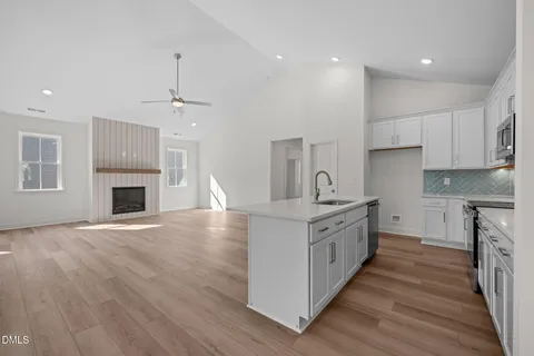 $379,900 | 1214 Petite Terre Court, New Bern, NC 28560