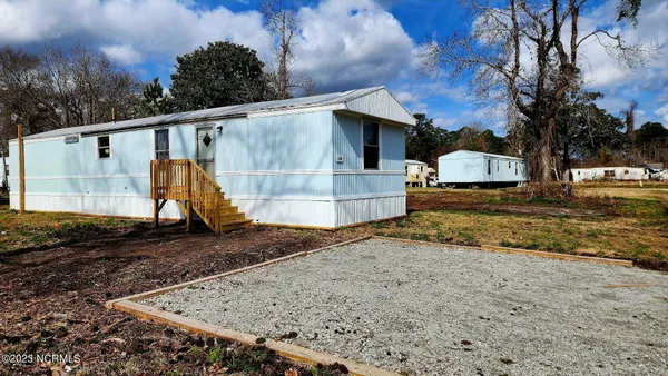 $950 | 1309 13th Street, Midway Park, NC 28544