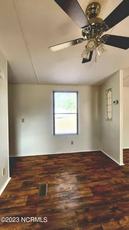 $950 | 1309 13th Street, Midway Park, NC 28544