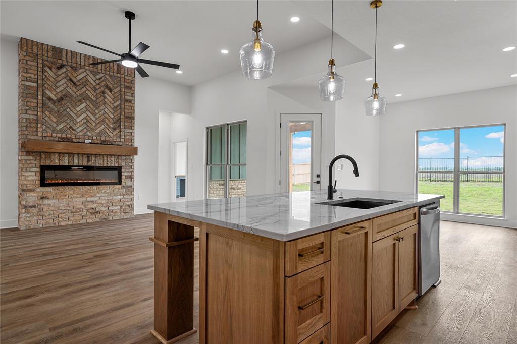 1337 Red Rock Road Hewitt, TX 76643 - Photo 12 of 37