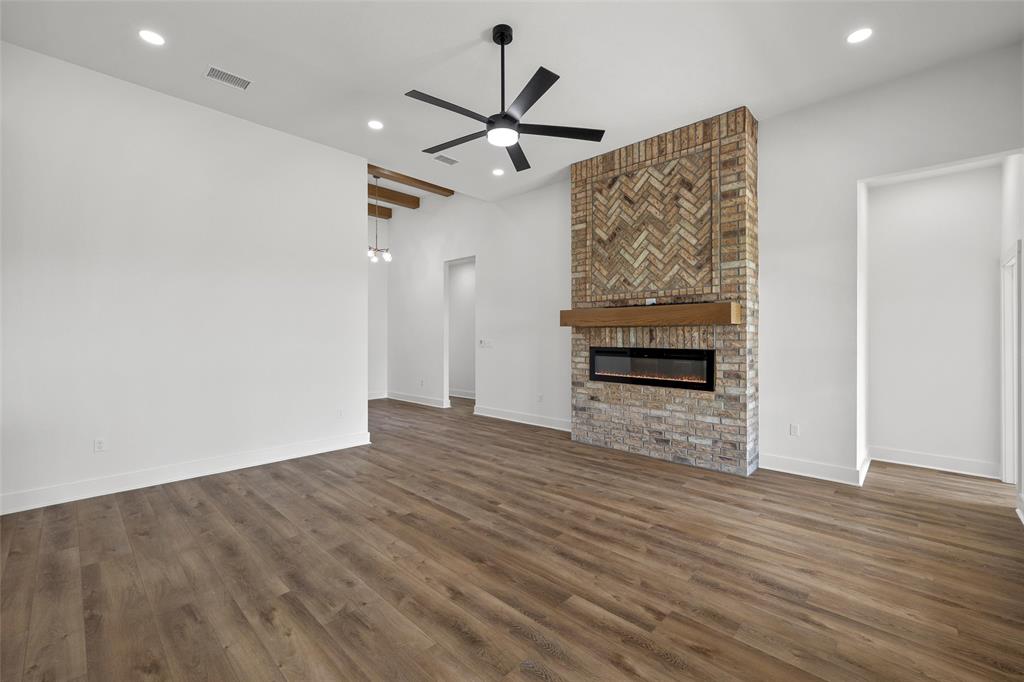 1337 Red Rock Road Hewitt, TX 76643 - Photo 6 of 37