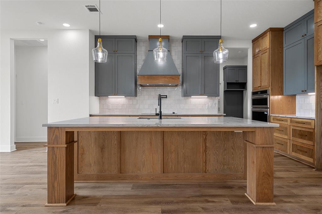 1337 Red Rock Road Hewitt, TX 76643 - Photo 8 of 37