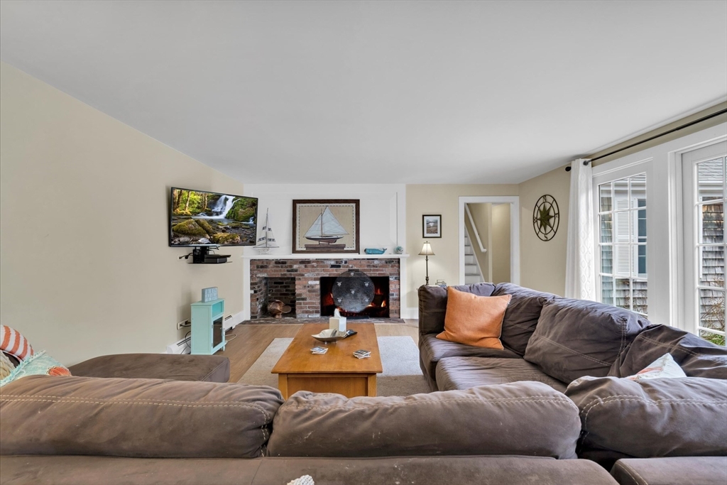 298 Chippingstone Road Chatham, MA 02633 - Photo 18 of 36