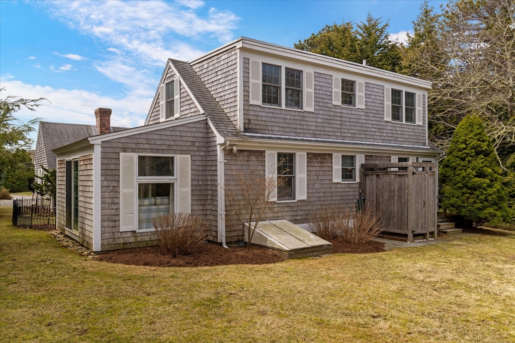 298 Chippingstone Road Chatham, MA 02633 - Photo 5 of 36