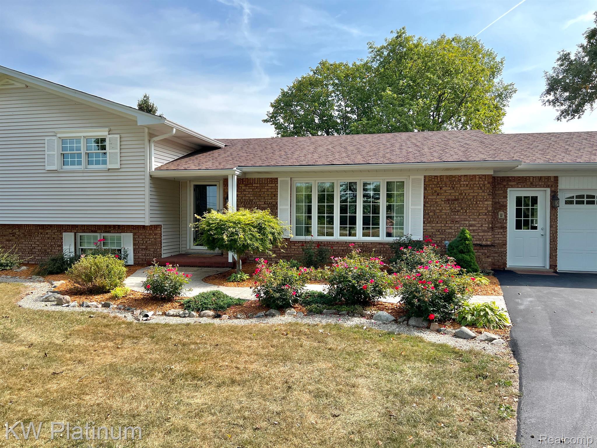 2711 Wadhams Road St. Clair, MI 48079 - Photo 6 of 95 Gallery Image 6