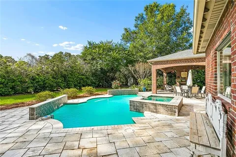 $855,000 | 474 Pencarrow Circle, Madisonville, LA 70447