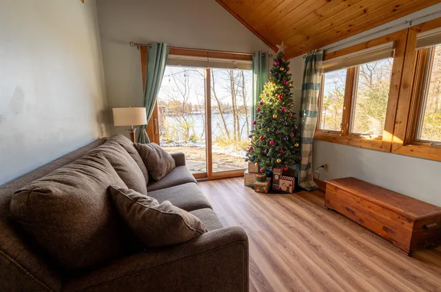 $350,000 | 1176 Dakota Court, Friendship, WI 53934