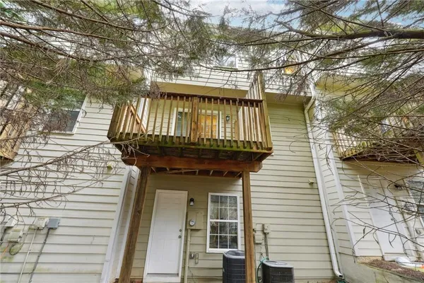 $1,900 | 2145 Meadow Peak Road, Duluth, GA 30097